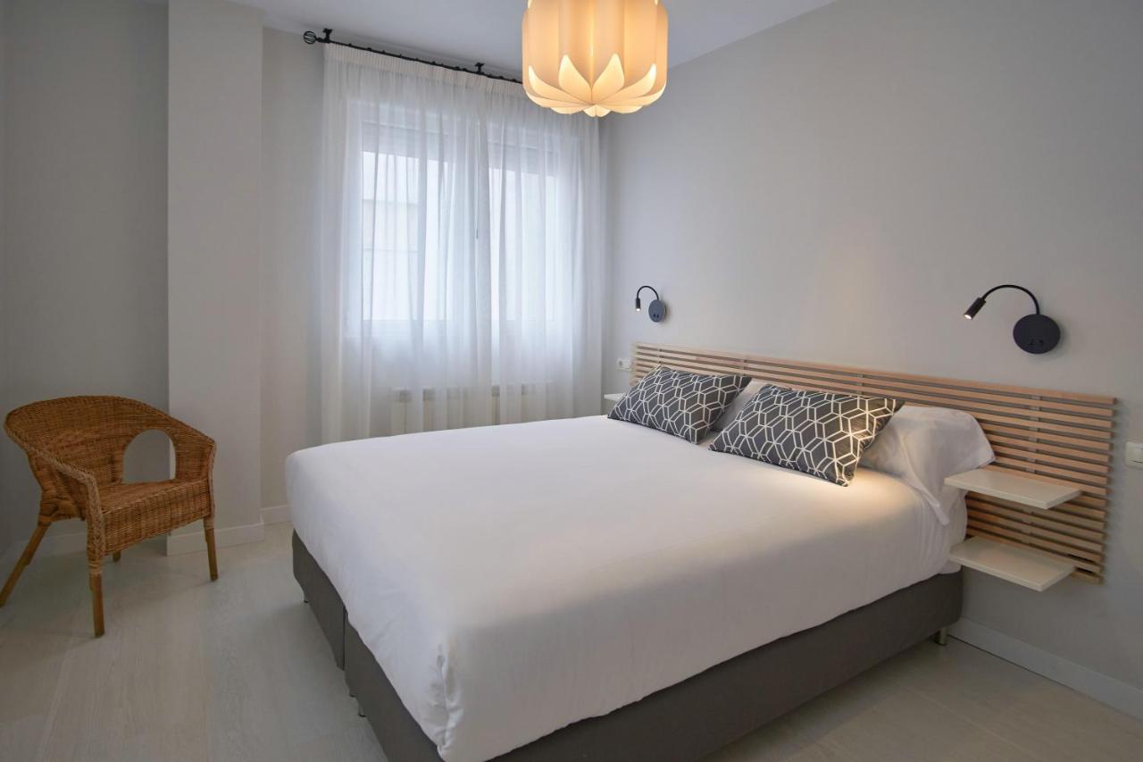 Apartamentos Los Arroyos Ponferrada Extérieur photo