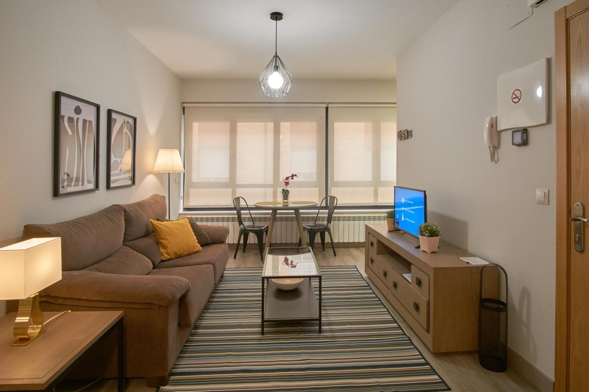 Apartamentos Los Arroyos Ponferrada Extérieur photo